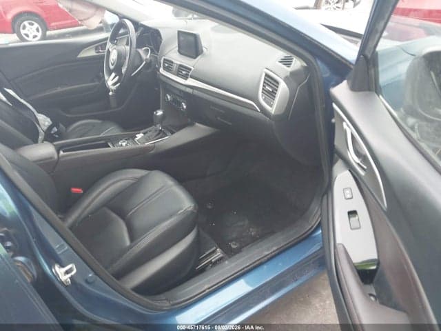 2018 MAZDA MAZDA3 TOURING 5