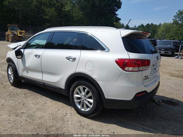 2017 KIA SORENTO 2.4L LX 3