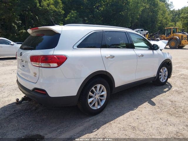 2017 KIA SORENTO 2.4L LX 4