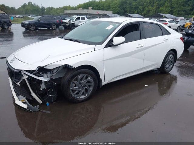 2024 HYUNDAI ELANTRA SEL 2