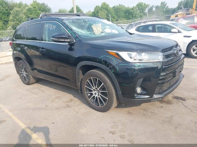 2017 TOYOTA HIGHLANDER SE - 1