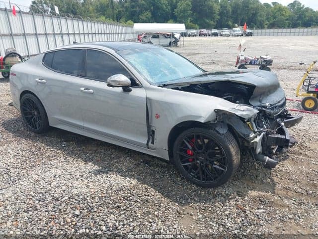 2019 KIA STINGER GT2 1