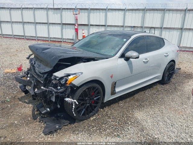 2019 KIA STINGER GT2 2