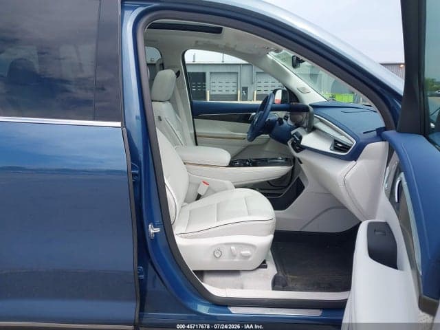 2025 BUICK ENCLAVE AVENIR FWD 5