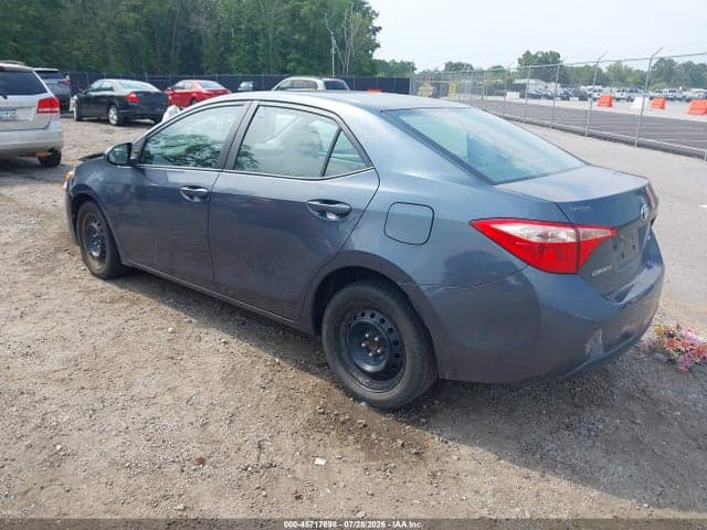 2017 TOYOTA COROLLA LE 3