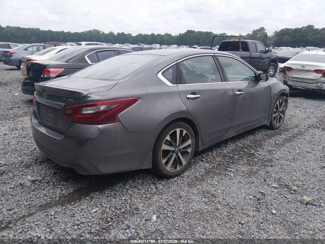 2017 NISSAN ALTIMA 2.5 SR 4