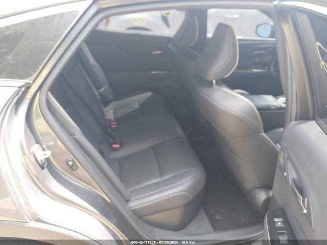 2024 TOYOTA CROWN LIMITED 8
