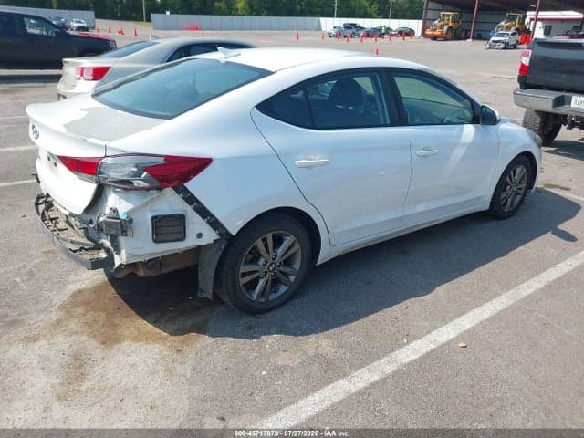2018 HYUNDAI ELANTRA SEL 4