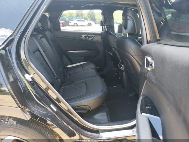 2023 KIA SPORTAGE X-LINE 8