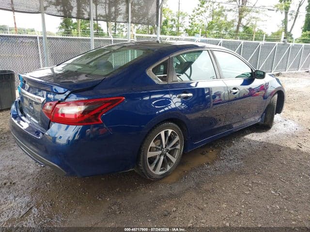 2017 NISSAN ALTIMA 2.5 SR 4