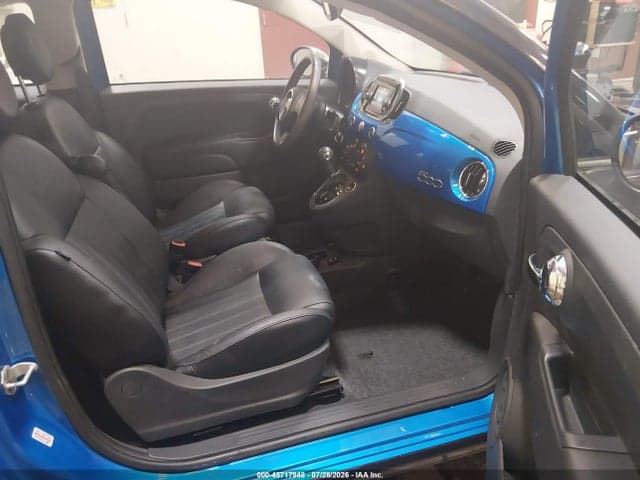 2017 FIAT 500 LOUNGE 5