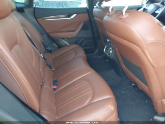 2018 MASERATI LEVANTE 8