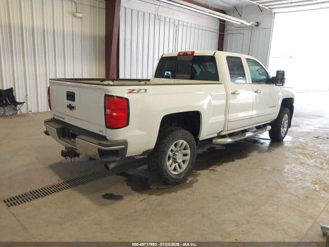 2017 CHEVROLET SILVERADO 2500HD LTZ 4