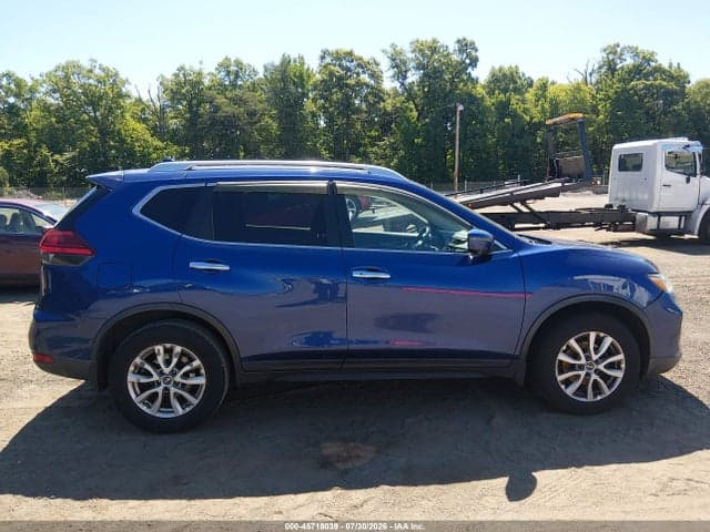 2017 NISSAN ROGUE SV 12