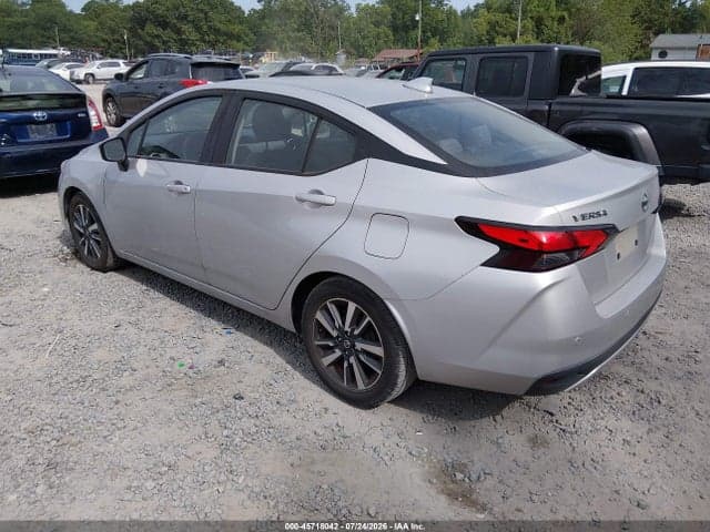 2021 NISSAN VERSA SV XTRONIC CVT 3