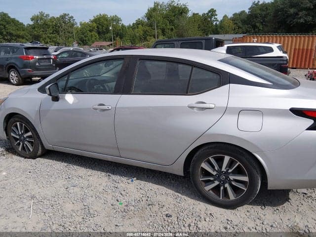 2021 NISSAN VERSA SV XTRONIC CVT 6