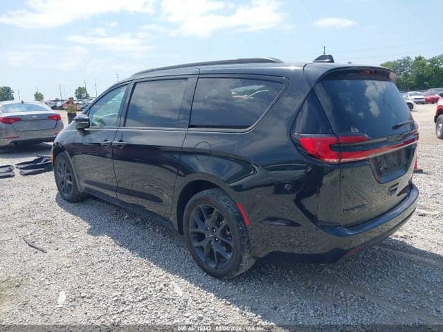 2022 CHRYSLER PACIFICA LIMITED AWD 3