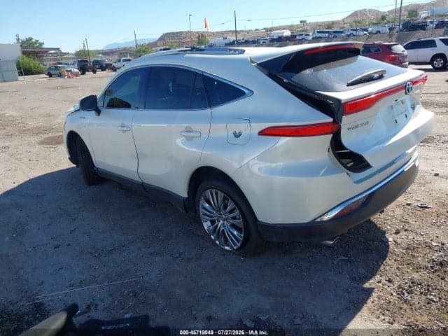 2021 TOYOTA VENZA XLE 3