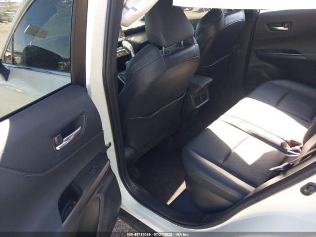 2021 TOYOTA VENZA XLE 8
