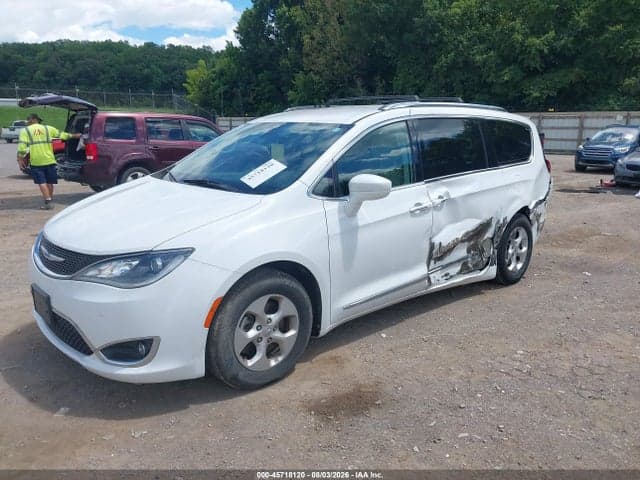 2017 CHRYSLER PACIFICA TOURING-L PLUS 2