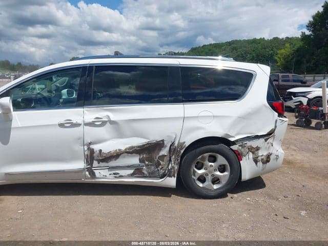 2017 CHRYSLER PACIFICA TOURING-L PLUS 6