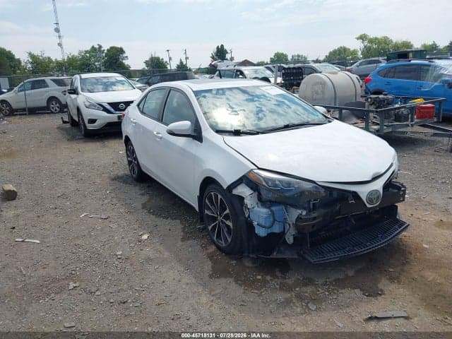 2017 TOYOTA COROLLA SE 1