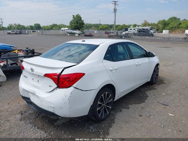 2017 TOYOTA COROLLA SE 4