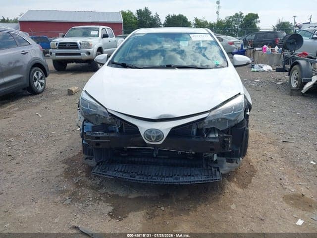 2017 TOYOTA COROLLA SE 6