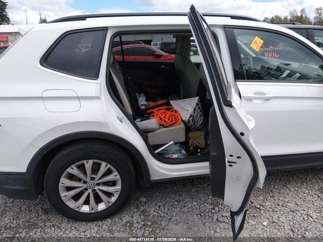 2018 VOLKSWAGEN TIGUAN 2.0T S 8