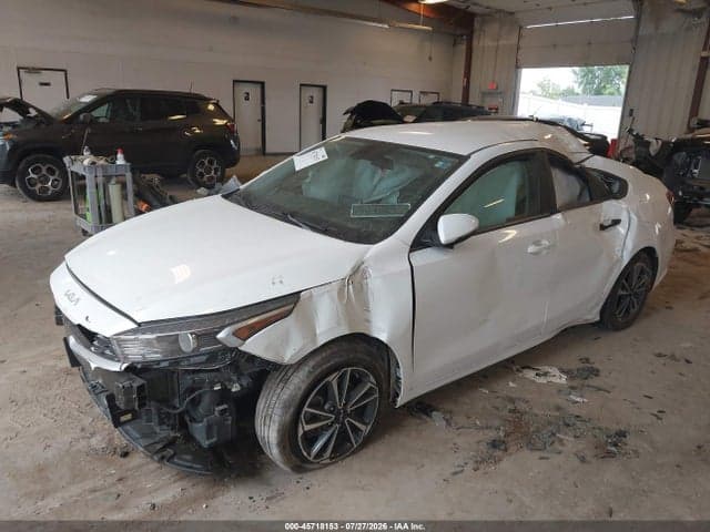 2023 KIA FORTE LXS 2