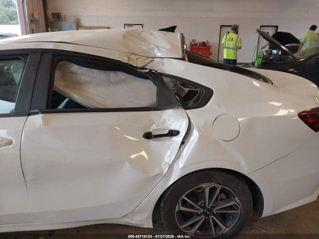 2023 KIA FORTE LXS 6