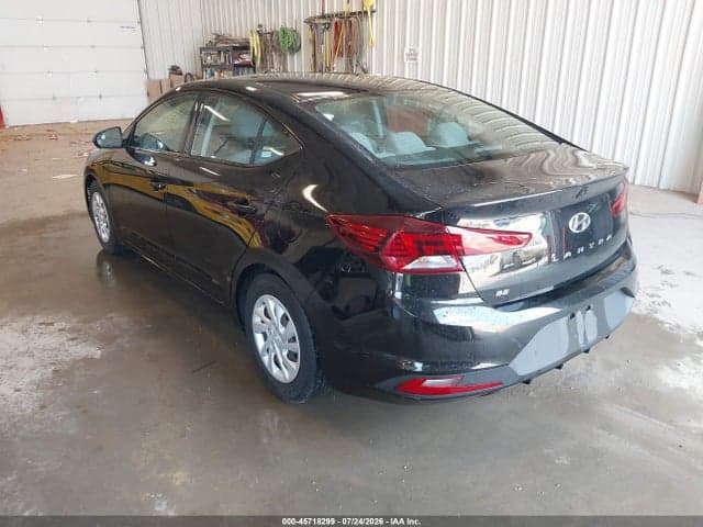 2019 HYUNDAI ELANTRA SE 3