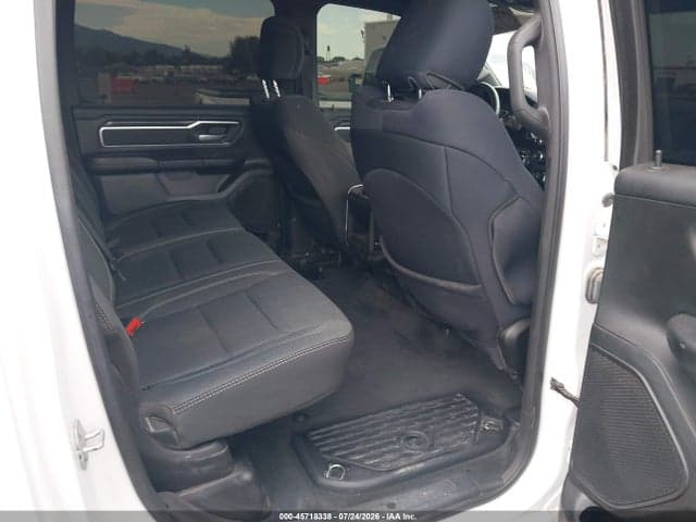 2021 RAM 1500 BIG HORN 4X4 5'7 BOX 8