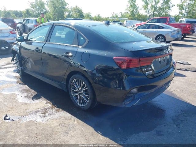 2024 KIA FORTE GT-LINE 3