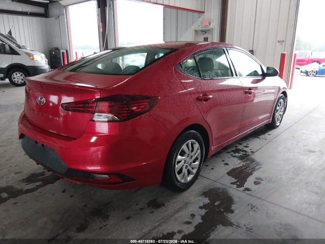 2020 HYUNDAI ELANTRA SE 4