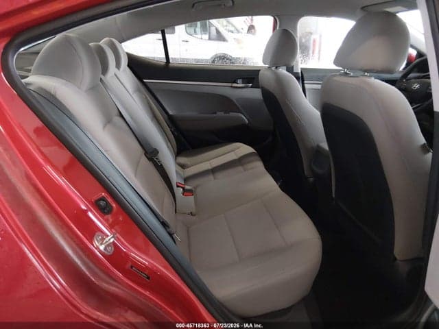 2020 HYUNDAI ELANTRA SE 8