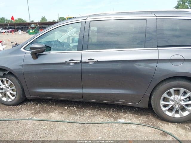 2021 CHRYSLER PACIFICA TOURING L 15