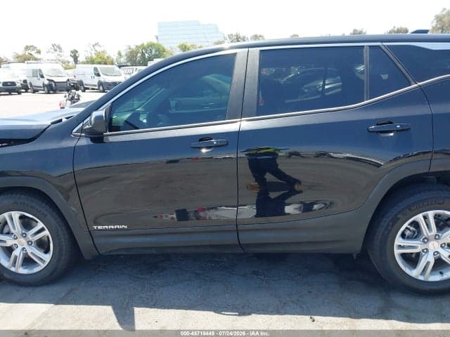 2021 GMC TERRAIN FWD SLE 14