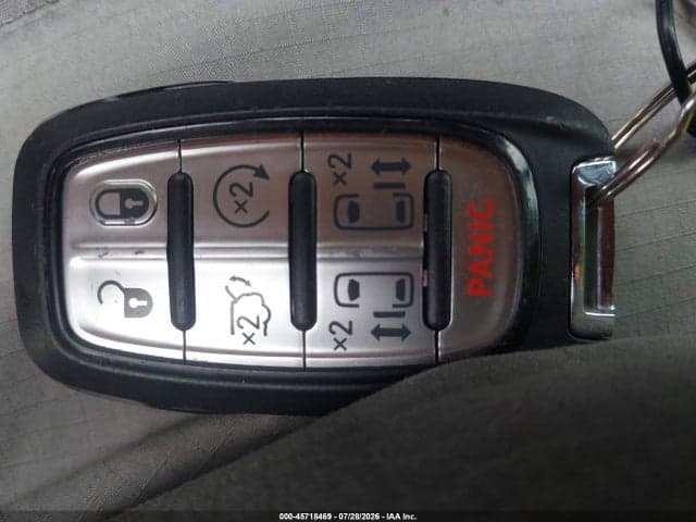 2025 CHRYSLER PACIFICA SELECT 11