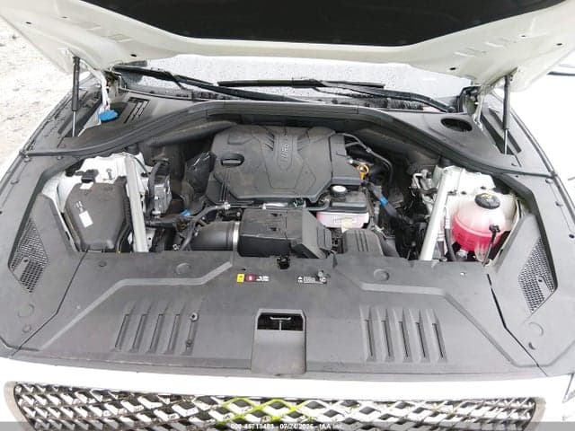 2024 GENESIS GV70 2.5T AWD 10