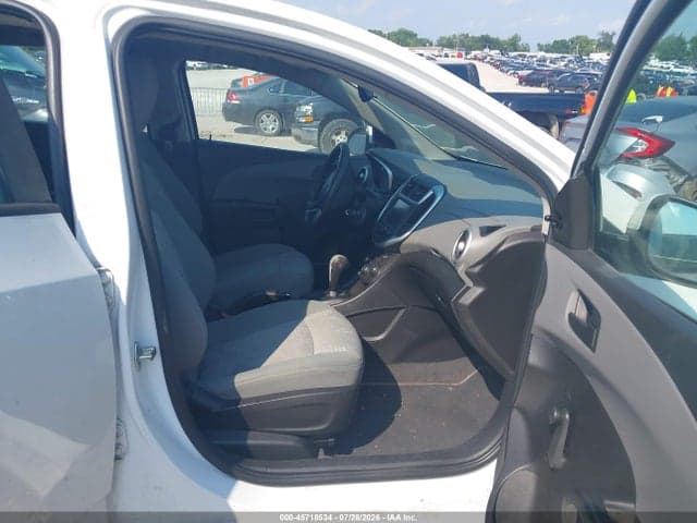2017 CHEVROLET SONIC LT AUTO 5