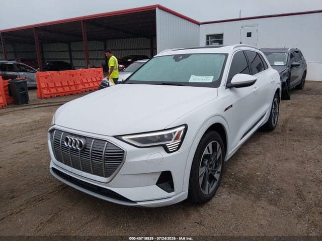 2021 AUDI E-TRON PREMIUM QUATTRO 2
