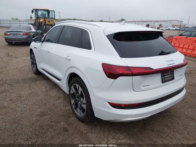 2021 AUDI E-TRON PREMIUM QUATTRO 3