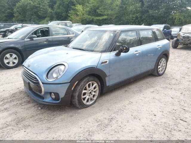 2017 MINI CLUBMAN COOPER 2