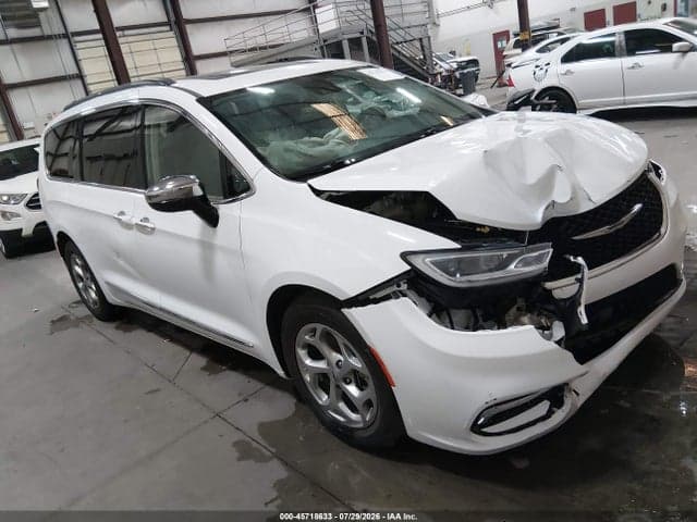 2023 CHRYSLER PACIFICA LIMITED 1