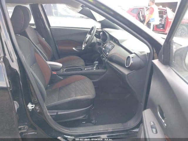 2023 NISSAN KICKS SR XTRONIC CVT 5