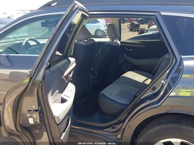 2025 SUBARU OUTBACK PREMIUM 8