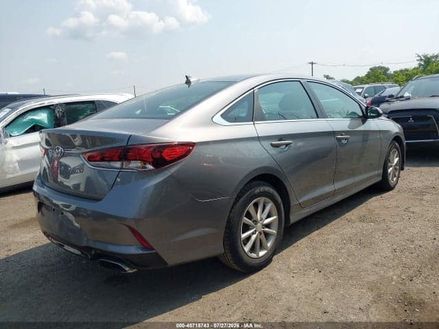 2019 HYUNDAI SONATA SE 4