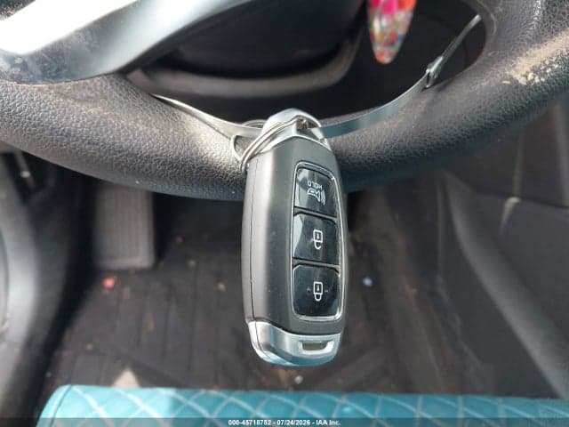 2020 HYUNDAI SANTA FE SEL 11