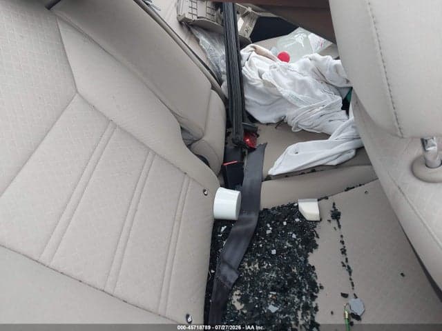 2018 KIA SORENTO 2.4L LX 8